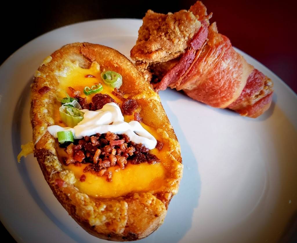 Overtime Bacon Bar | restaurant | 801 E Roosevelt Rd, Lombard, IL 60148, USA | 6303766947 OR +1 630-376-6947