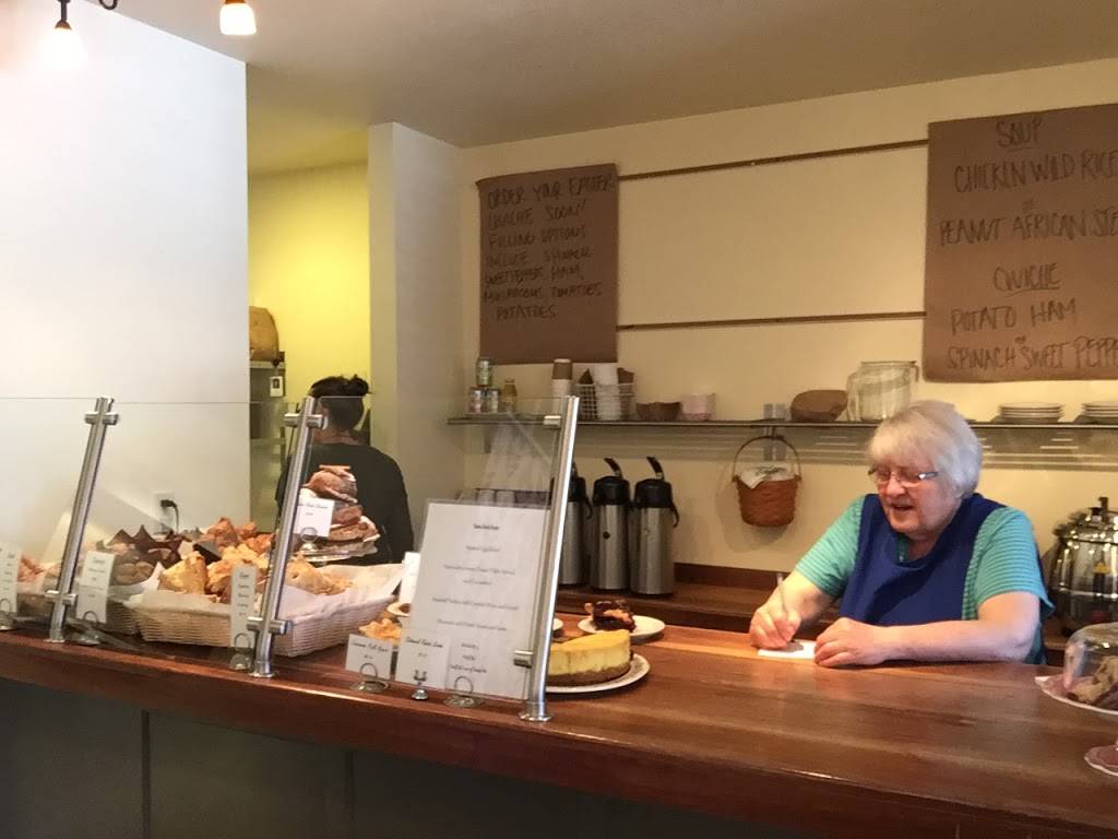 Marthas Eats & Treats | restaurant | 236 Railway St N, Dundas, MN 55019, USA | 5076452984 OR +1 507-645-2984