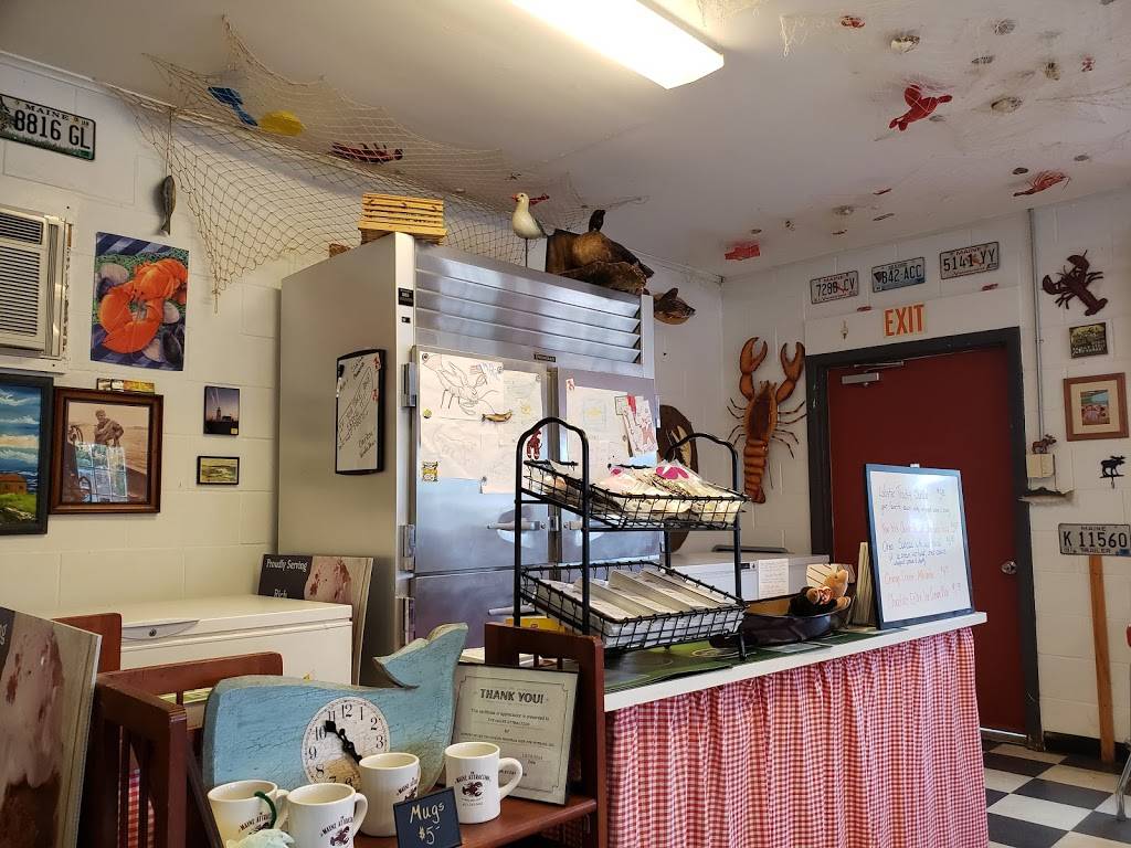 Hollands Maine Attraction | restaurant | 154 Mashapaug Rd, Holland, MA 01521, USA | 4132456043 OR +1 413-245-6043