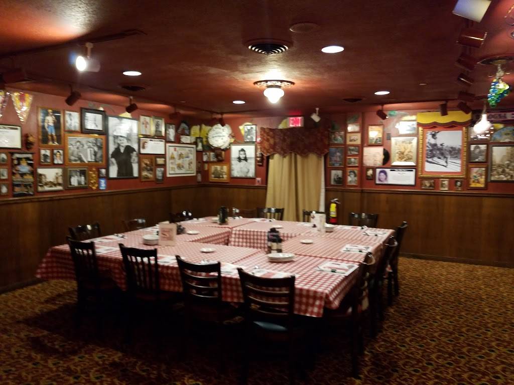 Buca di Beppo Italian Restaurant | restaurant | 44 Wolf Rd, Colonie, NY 12205, USA | 5184592822 OR +1 518-459-2822