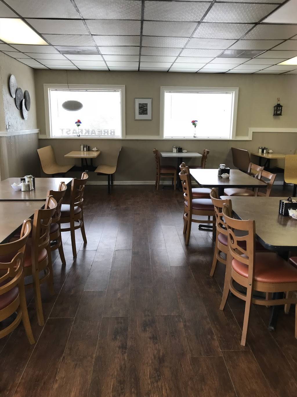 Whitmore Coney | restaurant | 9445 Main St, Whitmore Lake, MI 48189, USA | 7344494405 OR +1 734-449-4405