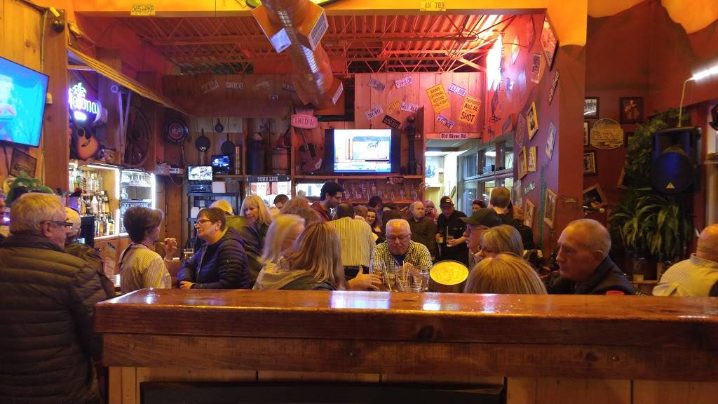 Wild Wing | restaurant | 321 Main St #3, Wasaga Beach, ON L9Z 0B6, Canada | 7053529464 OR +1 705-352-9464