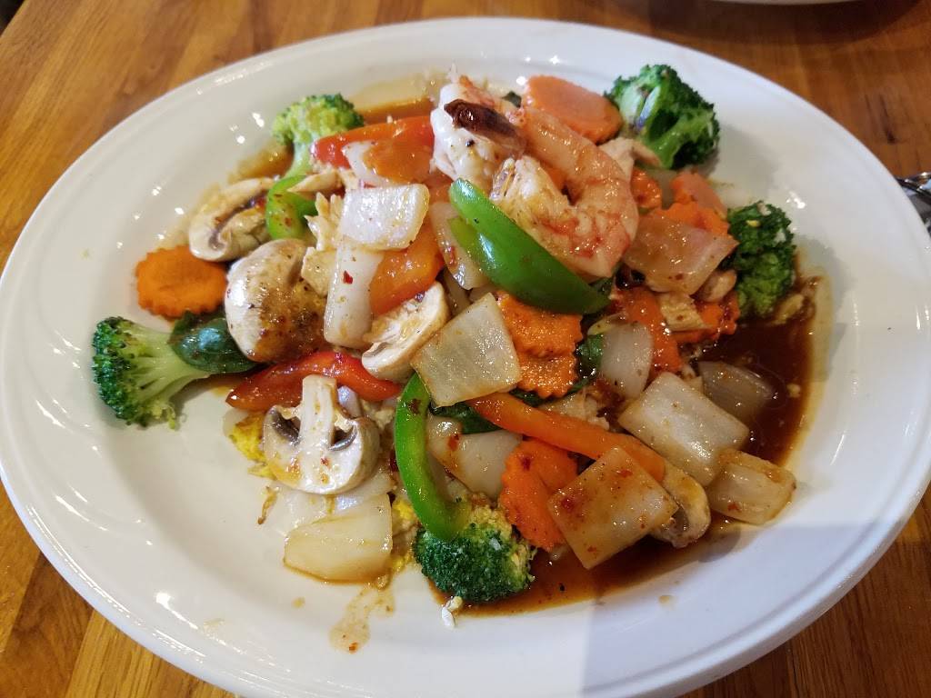 Tasty Thai | restaurant | 3700 Factoria Blvd SE, Bellevue, WA 98006, USA | 4256411900 OR +1 425-641-1900
