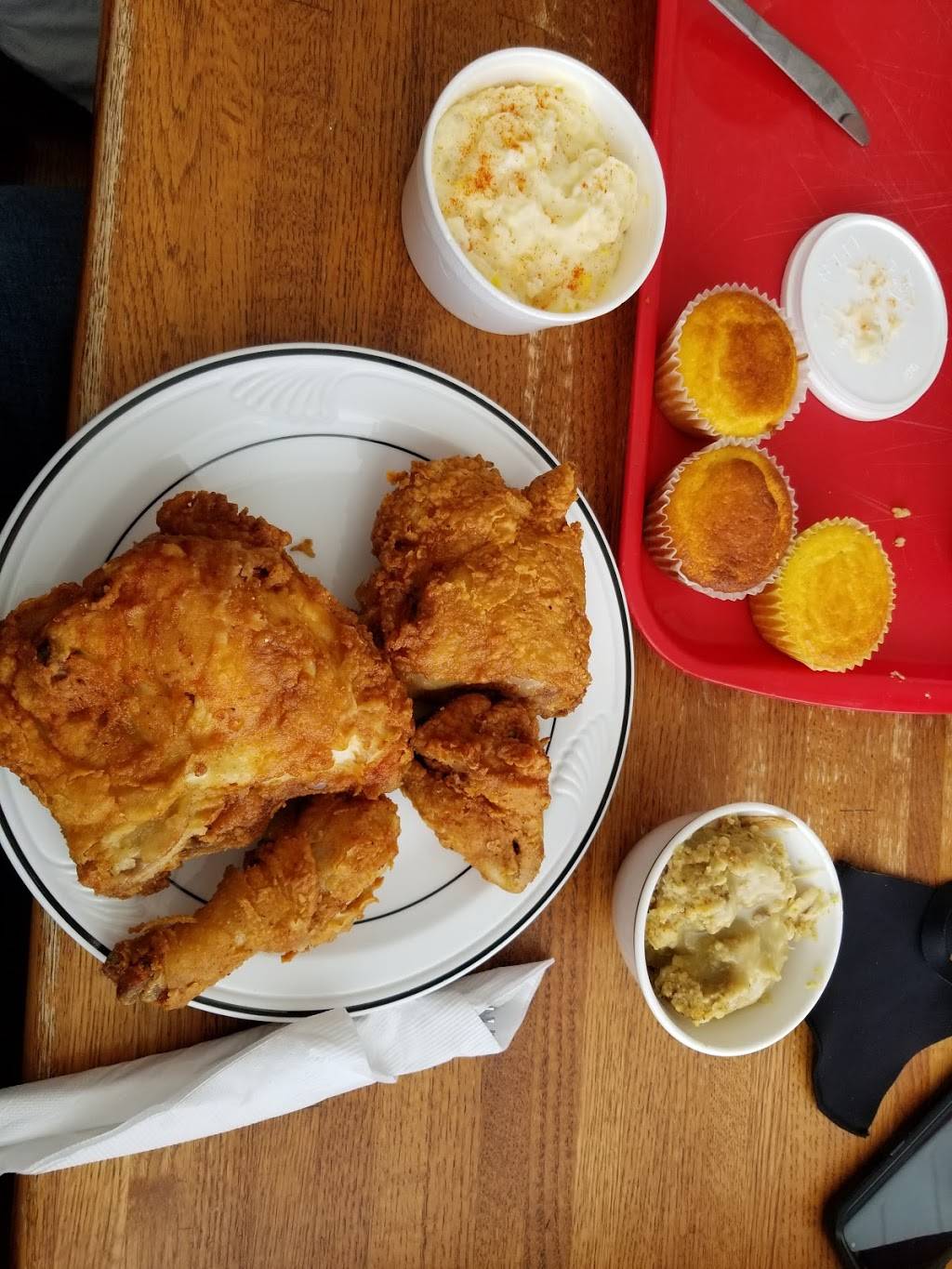 SoulGood Southern Diner | restaurant | 3100 6th St SW, Cedar Rapids, IA 52404, USA | 3192004560 OR +1 319-200-4560