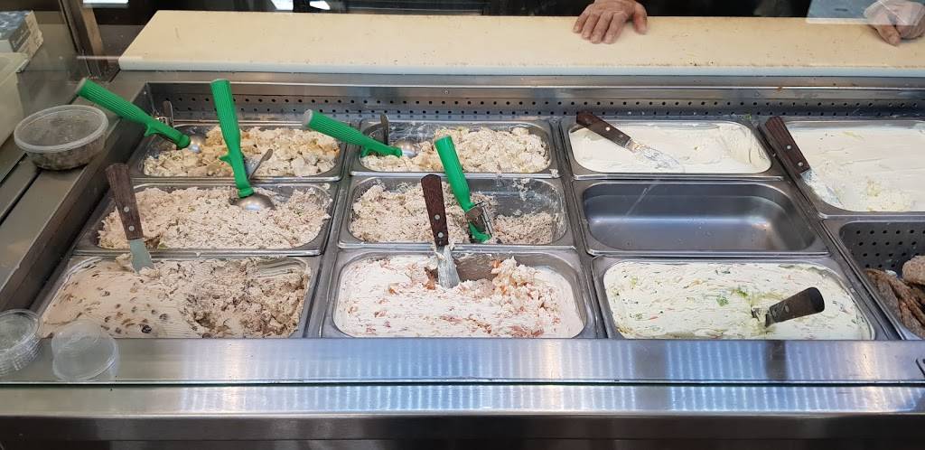 Pick A Bagel | bakery | 102 North End Ave, New York, NY 10282, USA | 2127869200 OR +1 212-786-9200