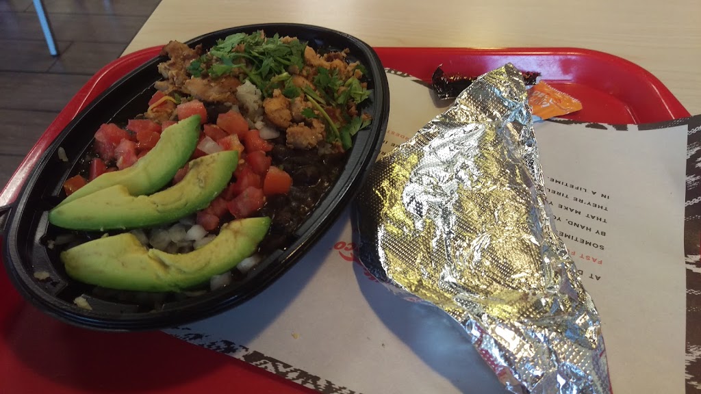 Del Taco | meal takeaway | 2201 S Milton Rd, Flagstaff, AZ 86001, USA | 9282269186 OR +1 928-226-9186