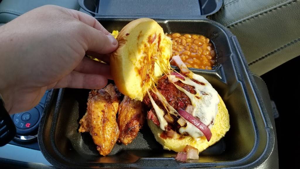 Mountaineer Meat Smokers | restaurant | 45 Monroe St, Martinsburg, WV 25404, USA | 3042834592 OR +1 304-283-4592