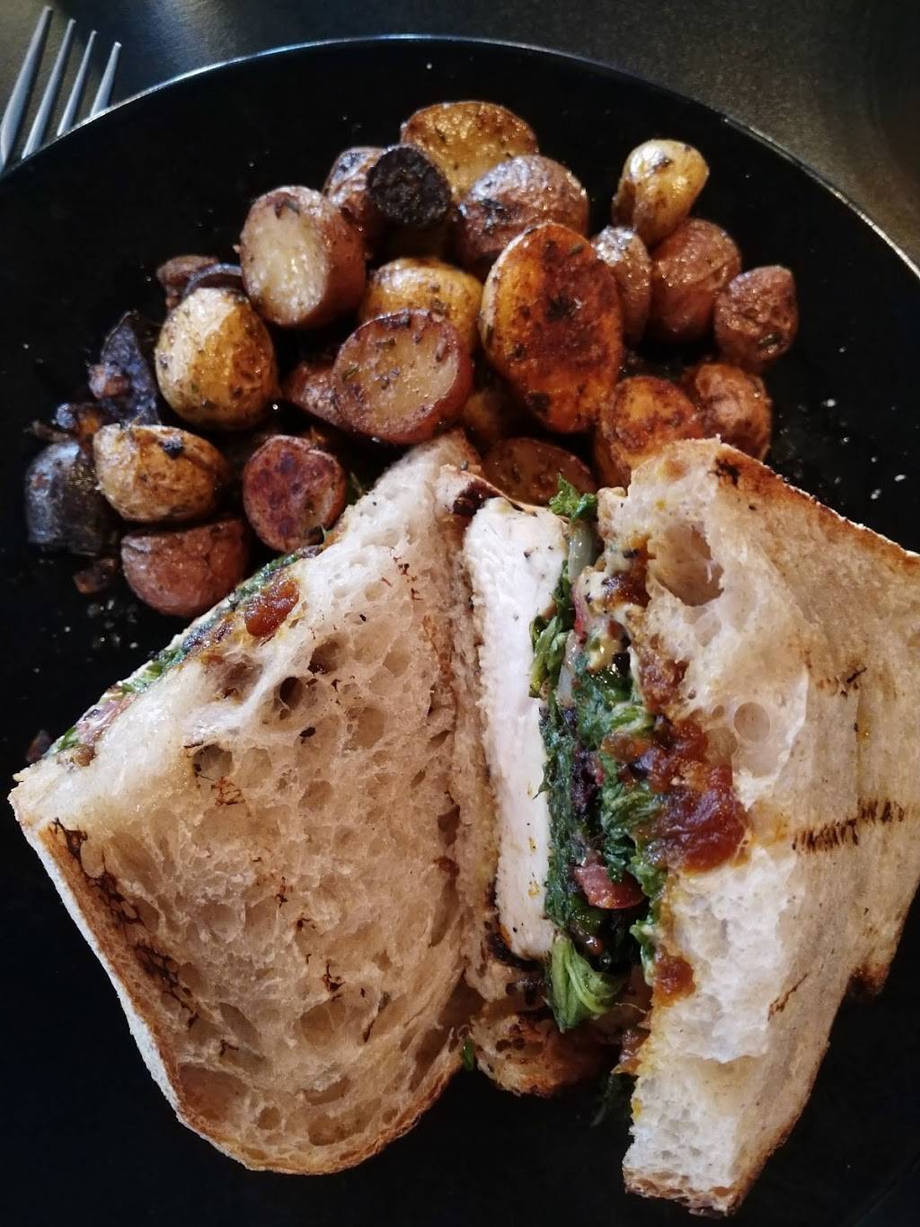 Muse in Mt. Lookout | restaurant | 1000 Delta Ave, Cincinnati, OH 45208, USA | 5136208777 OR +1 513-620-8777