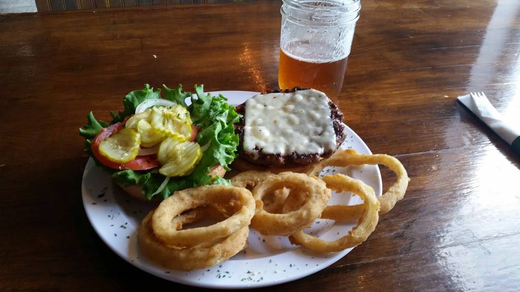 Gnats Landing | restaurant | 470 S Main St, Statesboro, GA 30458, USA | 9124898291 OR +1 912-489-8291