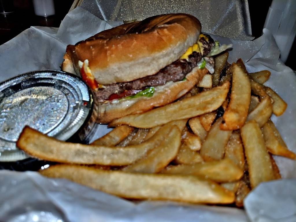 Bee Bees Drive Thru | restaurant | 1907 Laurens Rd, Greenville, SC 29607, USA | 8642719660 OR +1 864-271-9660