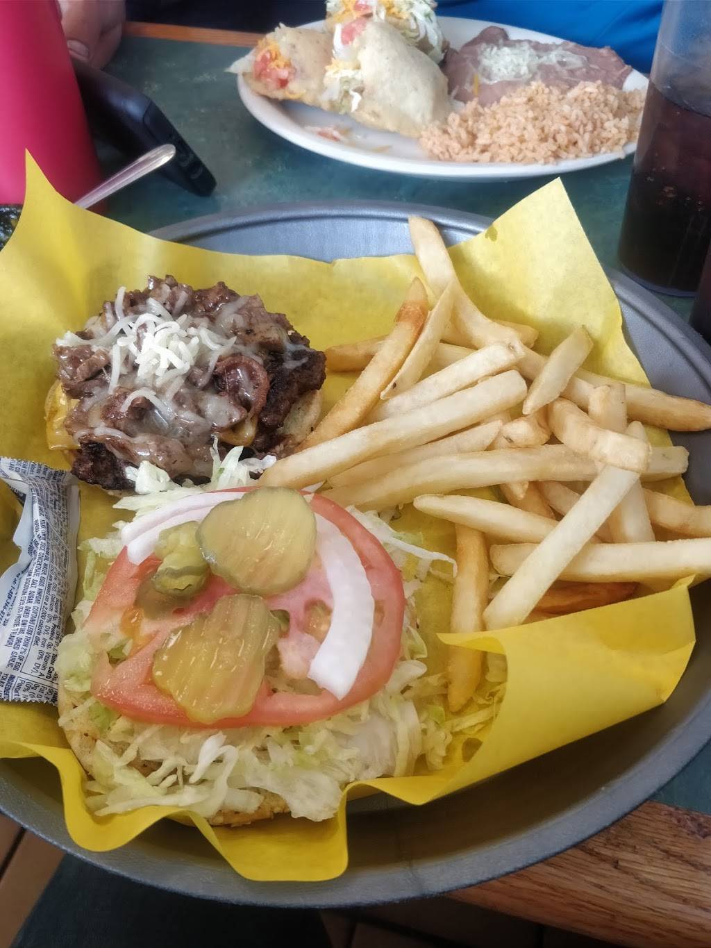 J Js Mexican Restaurant | restaurant | 5320 Doniphan Dr, El Paso, TX 79932, USA | 9155817267 OR +1 915-581-7267