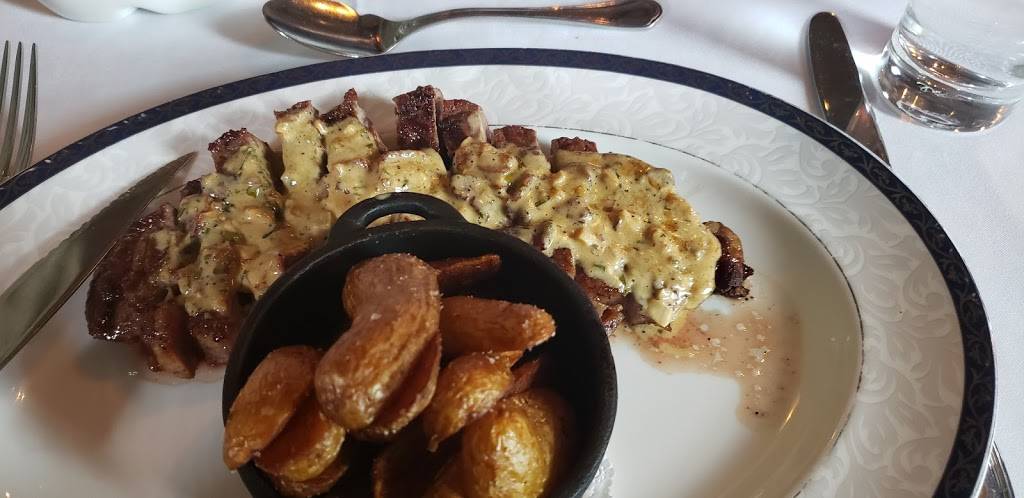 EDWINS Leadership & Restaurant Institute | restaurant | 13101 Shaker Square, Cleveland, OH 44120, USA | 2169213333 OR +1 216-921-3333