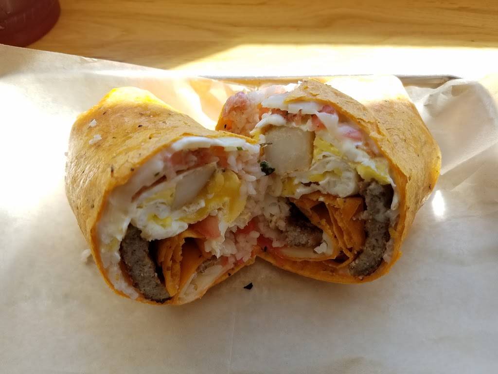 Daily Harvest Cafe | restaurant | 103 High St, Danvers, MA 01923, USA | 9787774123 OR +1 978-777-4123