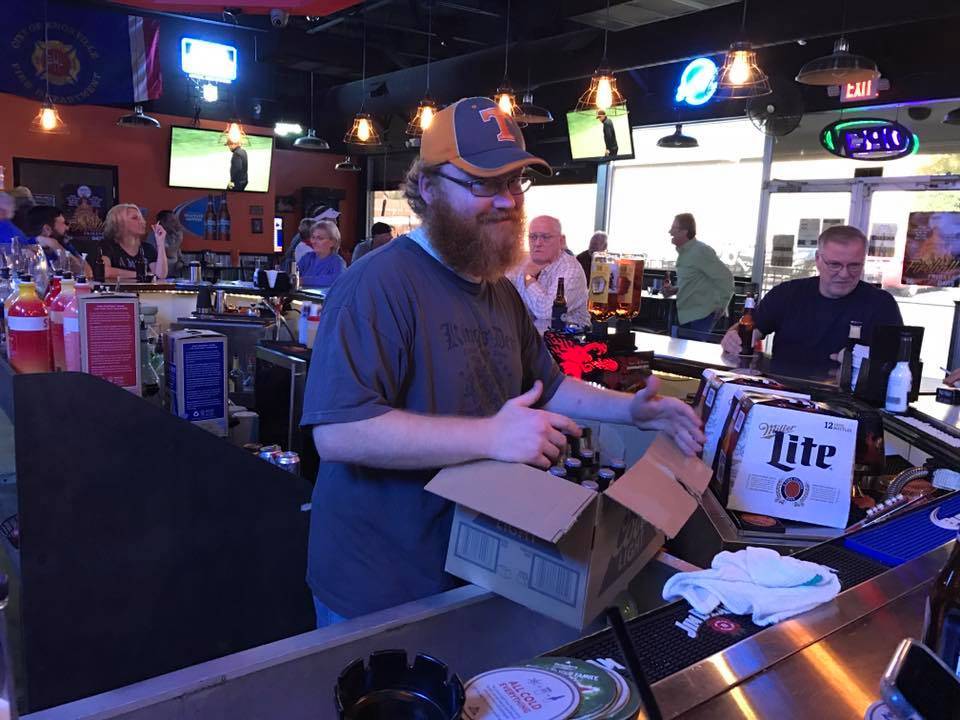 Dakota’s Pub of the South | restaurant | 2917 Tazewell Pike, Knoxville, TN 37918, USA | 8653377791 OR +1 865-337-7791