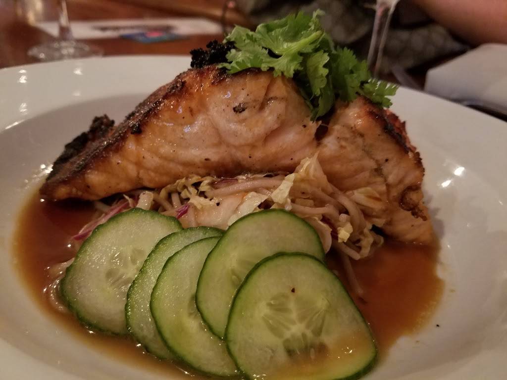 Harbor Bistro | restaurant | 313 Three Mile Harbor Hog Creek Rd, East Hampton, NY 11937, USA | 6313247300 OR +1 631-324-7300