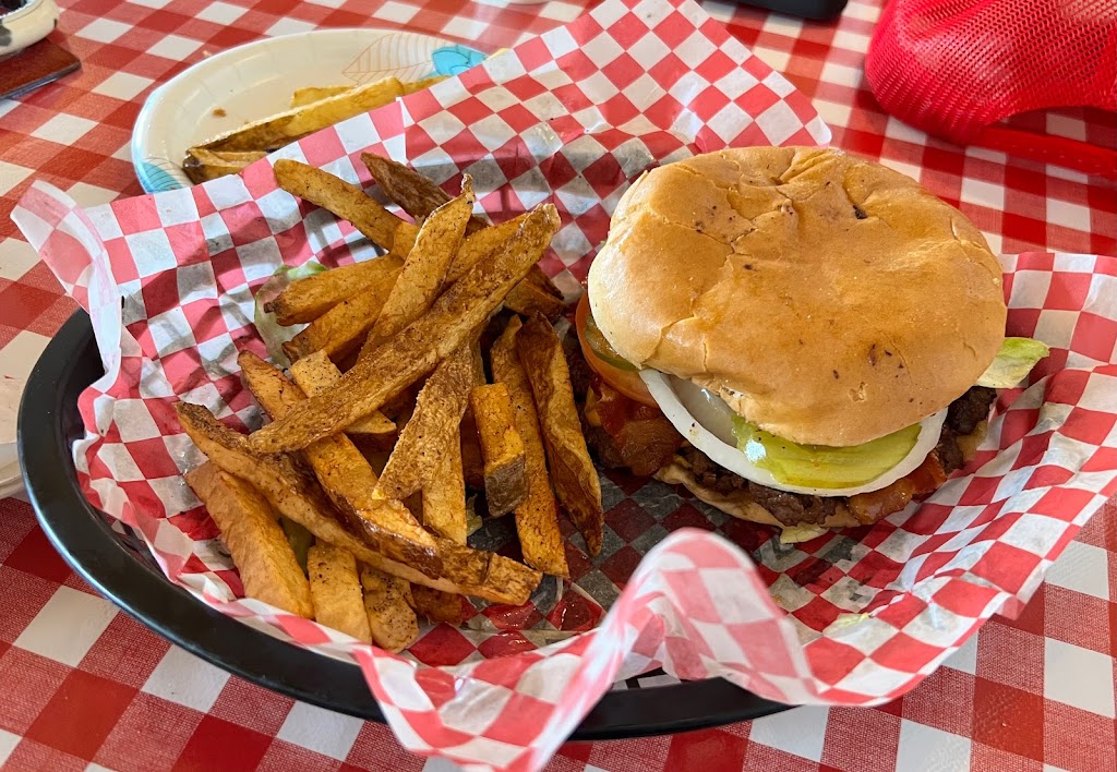 MJ Burger | restaurant | 8161 N US Hwy 87, Grape Creek, TX 76901, USA | 3257771305 OR +1 325-777-1305