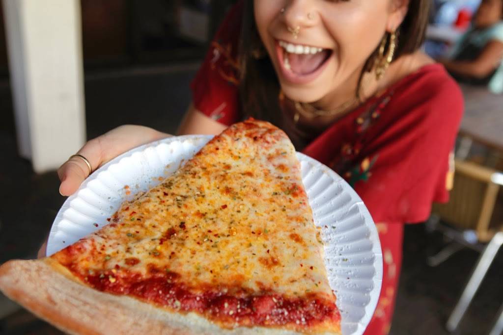 Steves Pizza | restaurant | 12101 Biscayne Blvd, Miami, FL 33181, USA | 3058910202 OR +1 305-891-0202