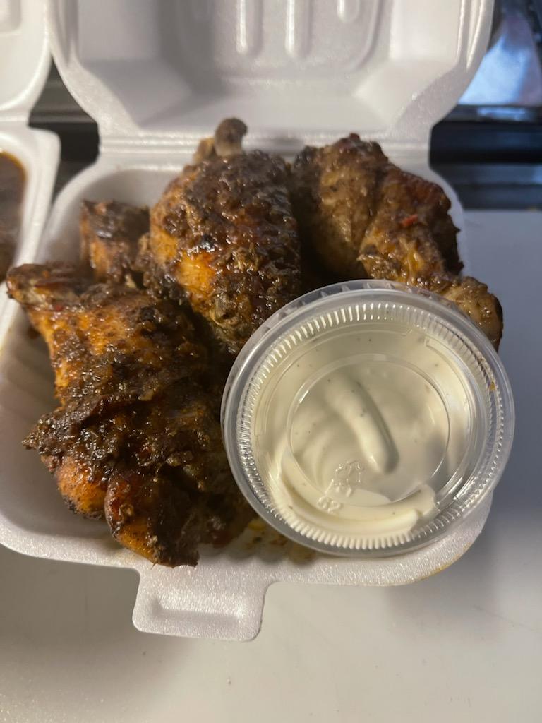 Tracians Eatery | restaurant | 3892 N Dupont Hwy, Dover, DE 19901, USA | 3025352571 OR +1 302-535-2571