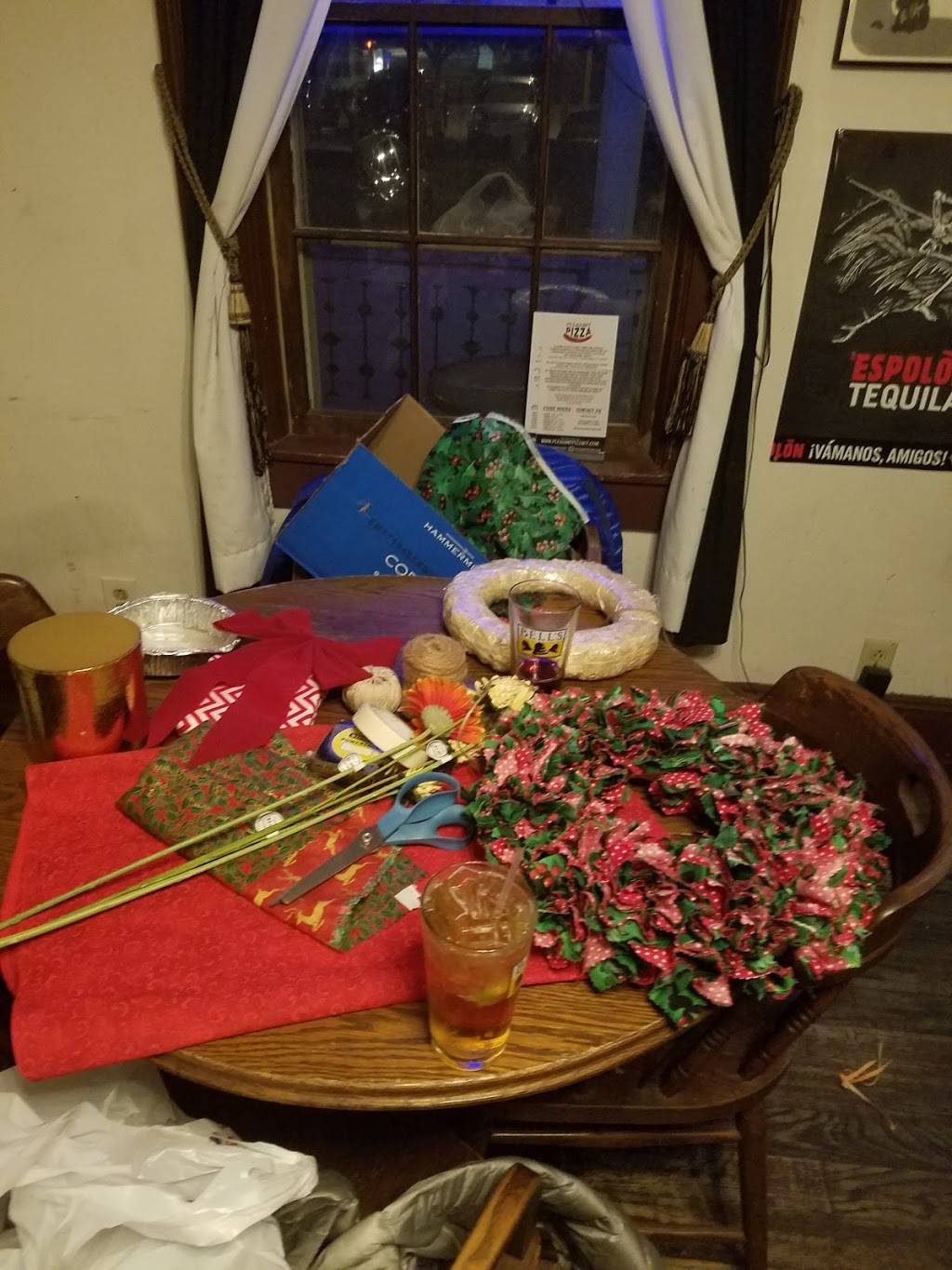 Corleones Cafe | restaurant | 103 Union St, Willimantic, CT 06226, USA | 8604501277 OR +1 860-450-1277