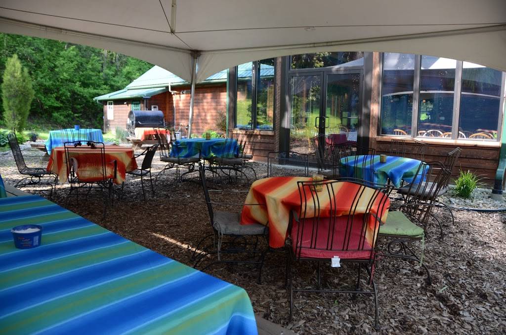 McCafferys Dolce Vita & Twin Springs Bakery | restaurant | 2149 Twin Springs Rd, Decorah, IA 52101, USA | 5633824723 OR +1 563-382-4723