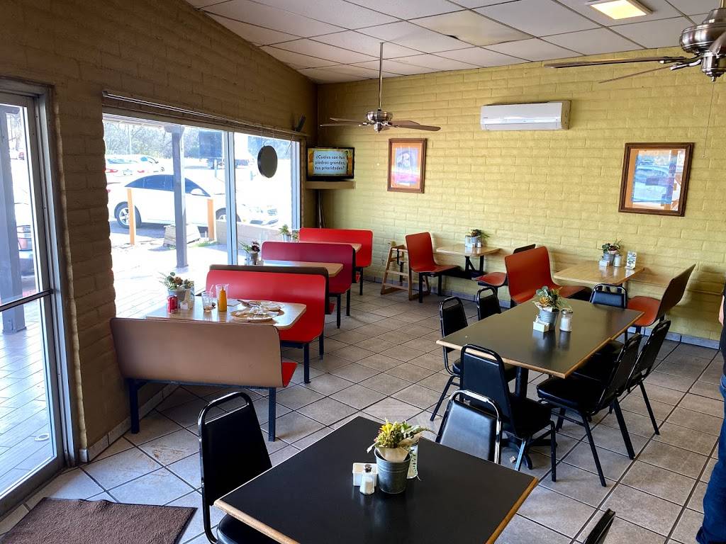 El Ramffles | restaurant | 2981 N Grand Ave #3, Nogales, AZ 85621, USA | 5207614452 OR +1 520-761-4452