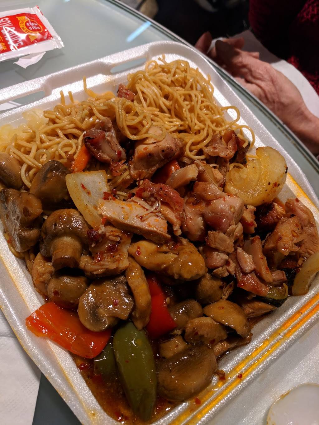 Ruby Thai Kitchen | restaurant | 1151 Galleria Blvd FC11, Roseville, CA 95678, USA | 9167972888 OR +1 916-797-2888