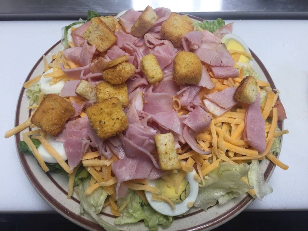 Kristys Hometown Bar and Grill | restaurant | 108 E Rochester St, Akron, IN 46910, USA | 5748934887 OR +1 574-893-4887