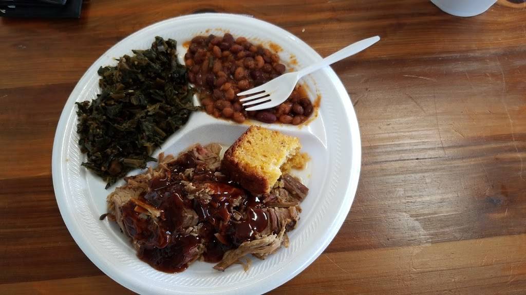 Polk City Bbq Company | restaurant | 221 Commonwealth Ave N, Polk City, FL 33868, USA | 8638744740 OR +1 863-874-4740
