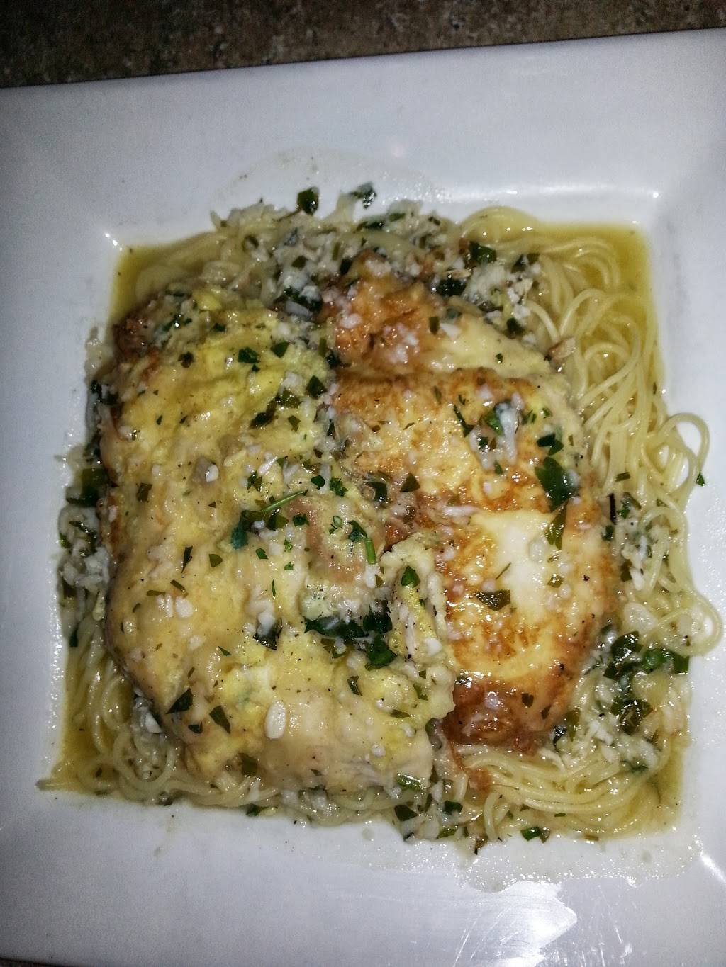 Mancinis Italian Bistro | meal delivery | 1111 Lake St, Oak Park, IL 60301, USA | 7084459700 OR +1 708-445-9700