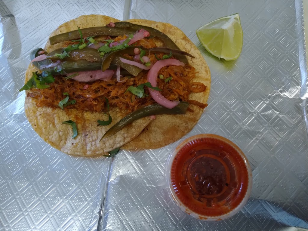 ANTOJITOS DOS GALLOS | restaurant | 1903 Gaston Pl Dr, Austin, TX 78723, USA | 5129405498 OR +1 512-940-5498