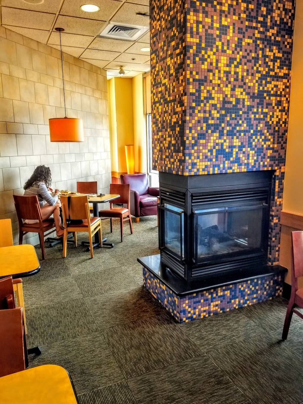 Panera Bread | cafe | 100 W Higgins Rd, South Barrington, IL 60010, USA | 8477830209 OR +1 847-783-0209