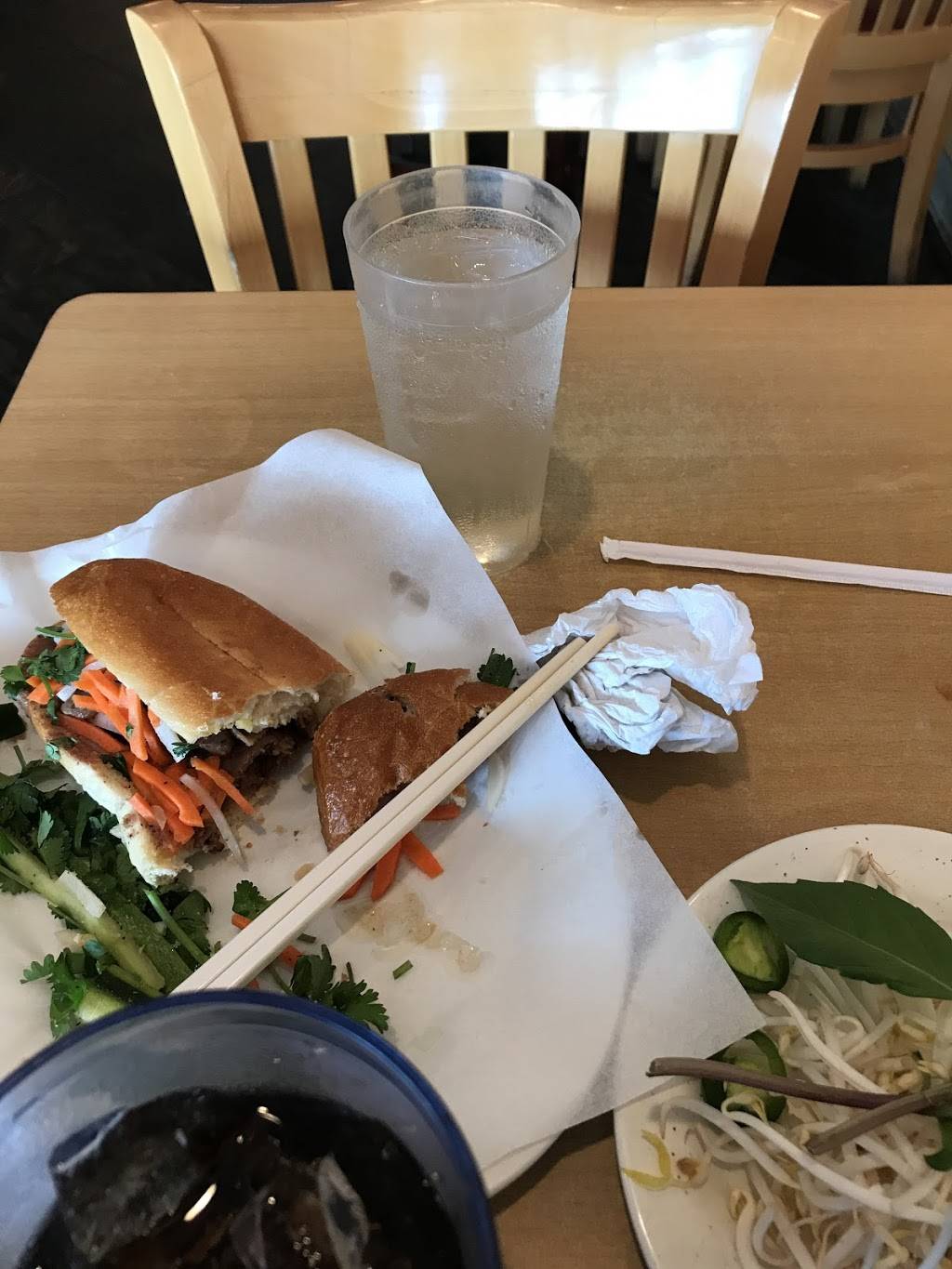 Pho 21 | restaurant | 2443 Bay Area Blvd, Houston, TX 77058, USA | 2819908099 OR +1 281-990-8099