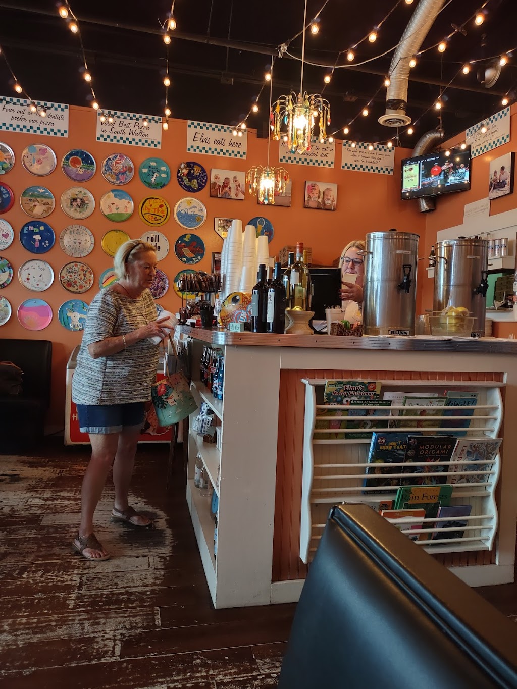 Pizza by the Sea at WaterColor Crossings | meal takeaway | 88 Watercolor Way, Santa Rosa Beach, FL 32459, USA | 8502313030 OR +1 850-231-3030