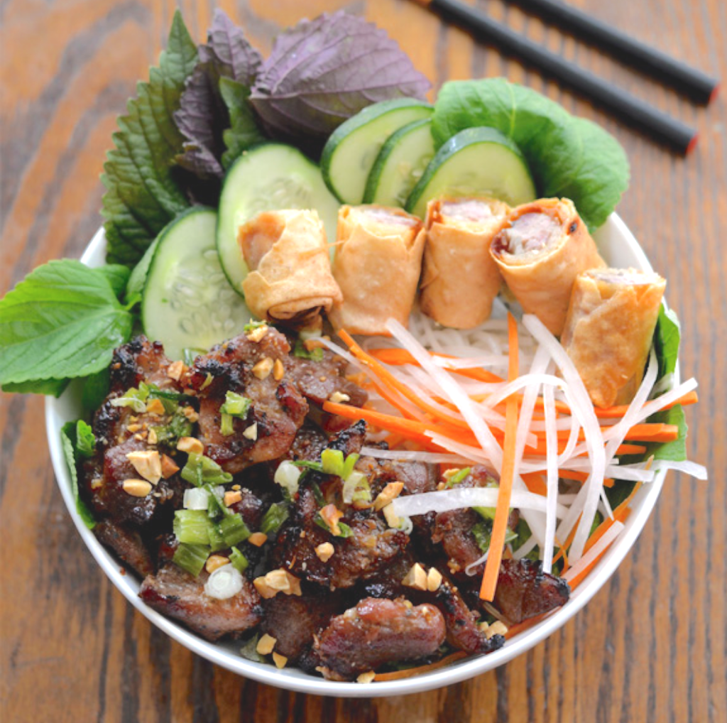 Pho Paris II | restaurant | 906 Washington St, Braintree, MA 02184, USA | 7814283298 OR +1 781-428-3298