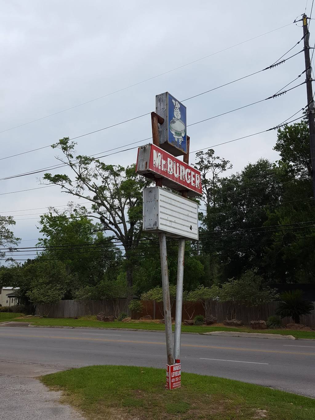 Mr Burger Drive In | restaurant | 2605 E Lucas Dr, Beaumont, TX 77703, USA | 4098924703 OR +1 409-892-4703
