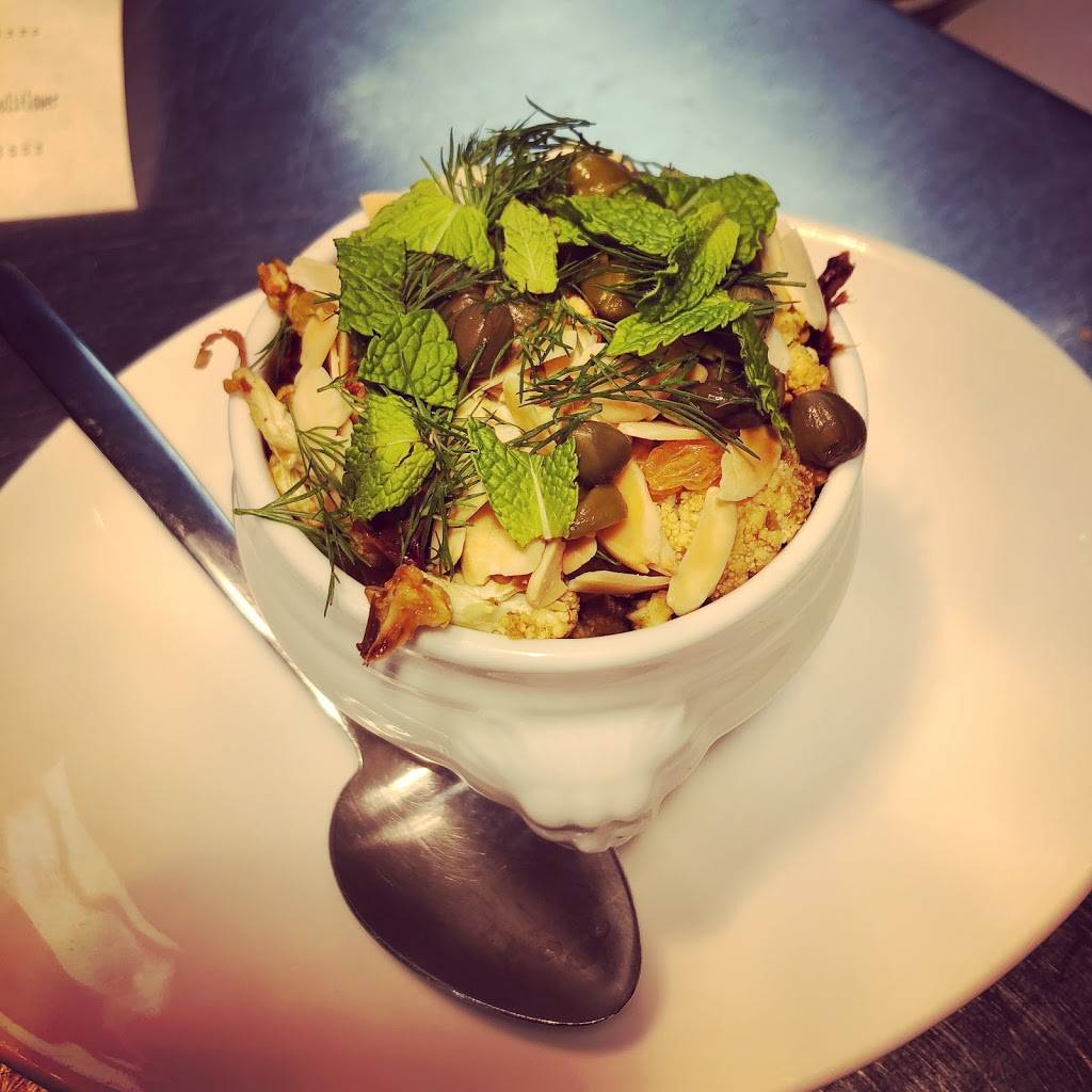 Celesta | restaurant | 1978 N Farwell Ave, Milwaukee, WI 53202, USA | 4142313030 OR +1 414-231-3030