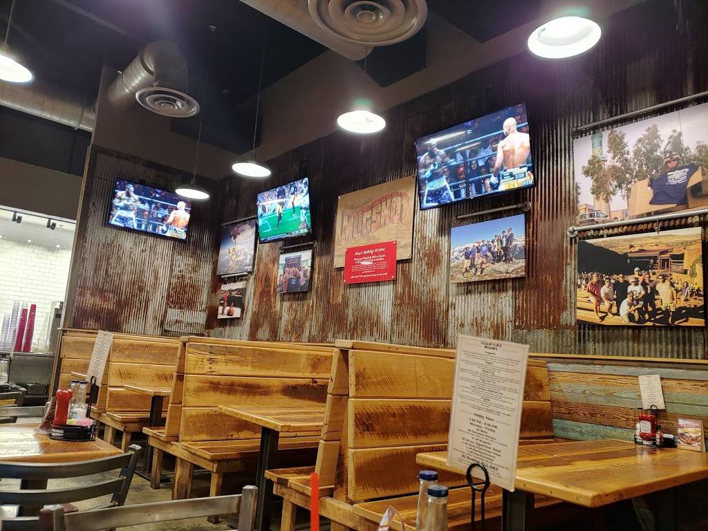 Mugshots Grill & Bar Oxford | restaurant | 1400 Merchants Dr, Oxford, MS 38655, USA | 6623805054 OR +1 662-380-5054