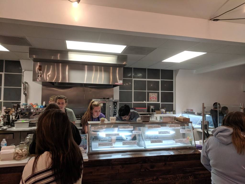 Rockos Ice Cream Tacos | cafe | 2905 Park Ave, Santa Clara, CA 95050, USA | 4083201225 OR +1 408-320-1225