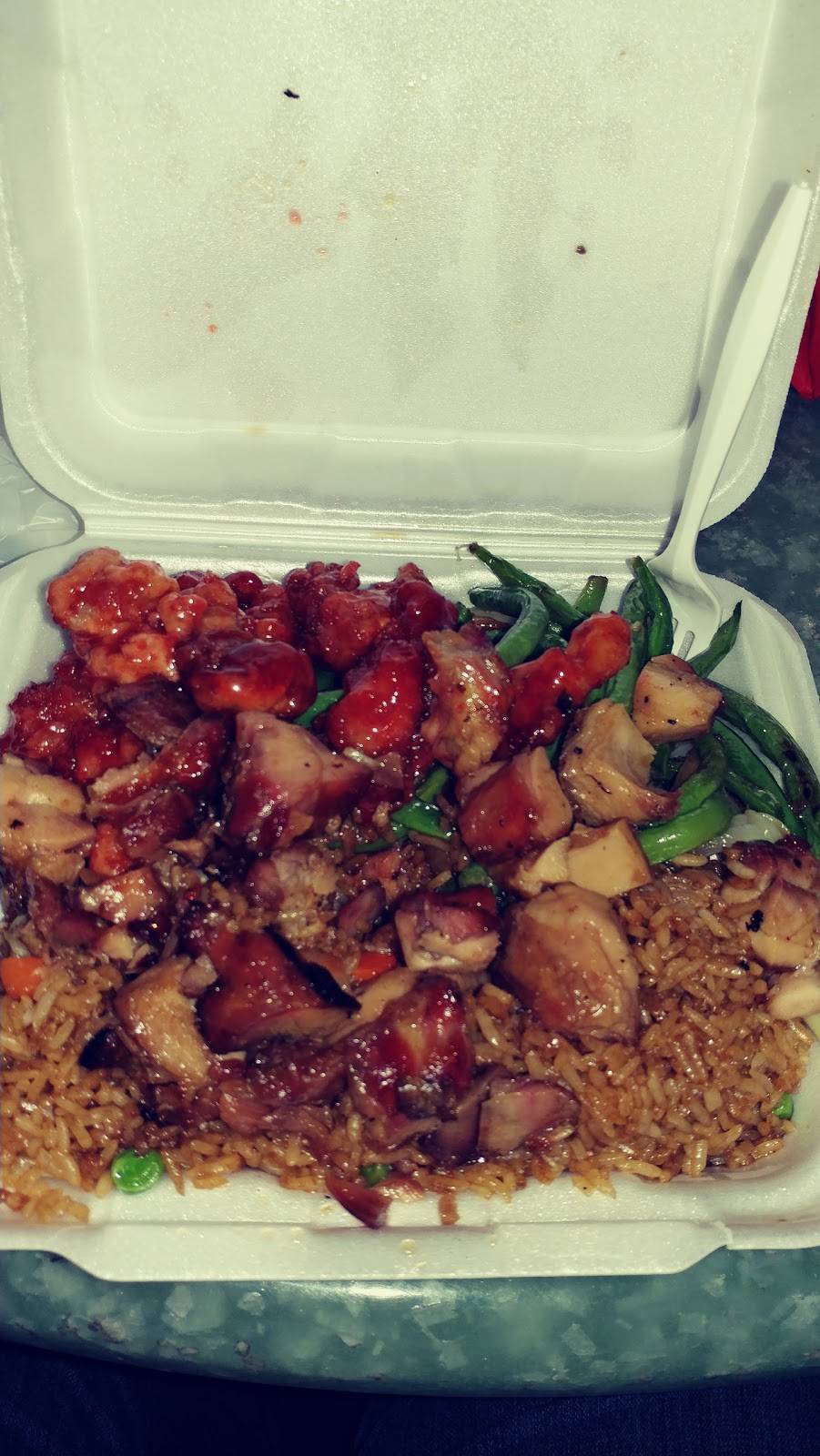 Famous Cajun Grill | restaurant | 1201 Lake Woodlands Dr #2160, The Woodlands, TX 77380, USA | 8325850888 OR +1 832-585-0888