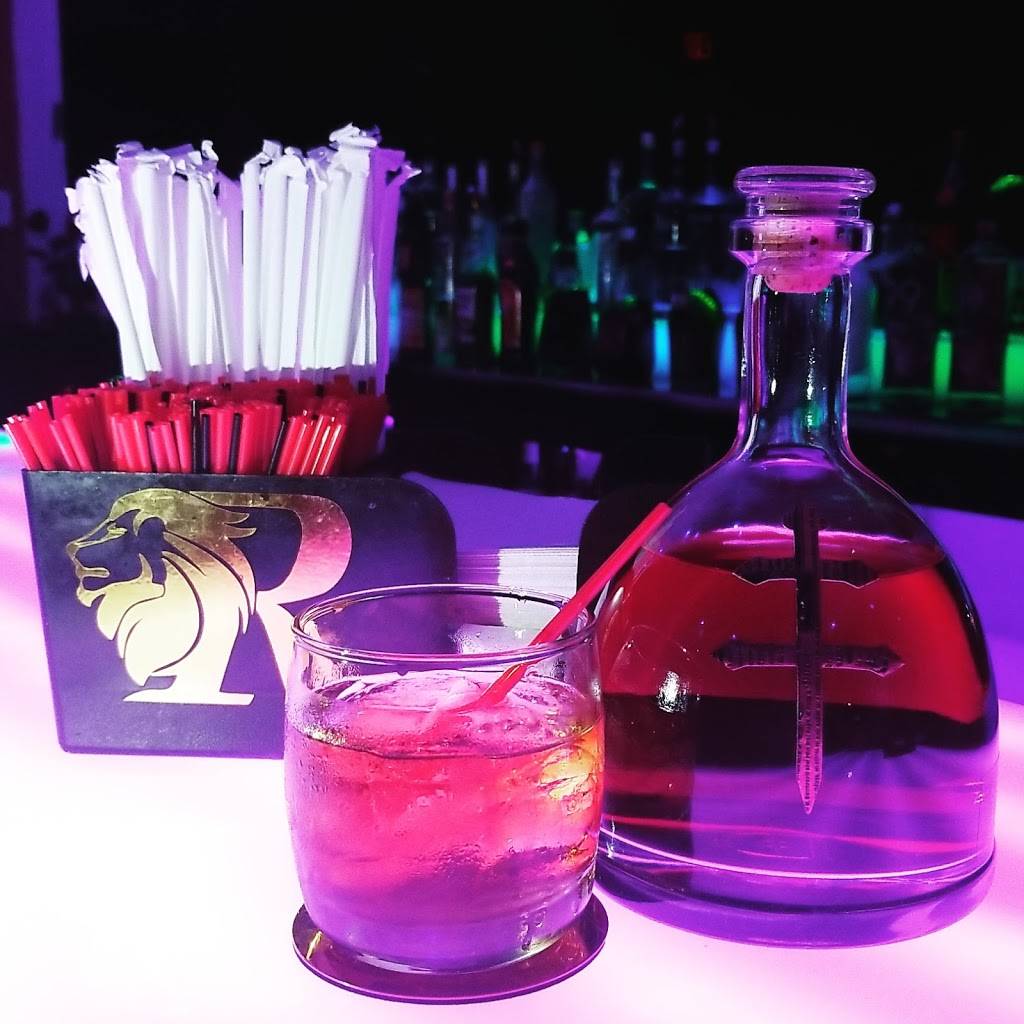 Riviera Lounge & Restaurant | restaurant | 4201 N 8th St, Philadelphia, PA 19140, USA | 2152252860 OR +1 215-225-2860