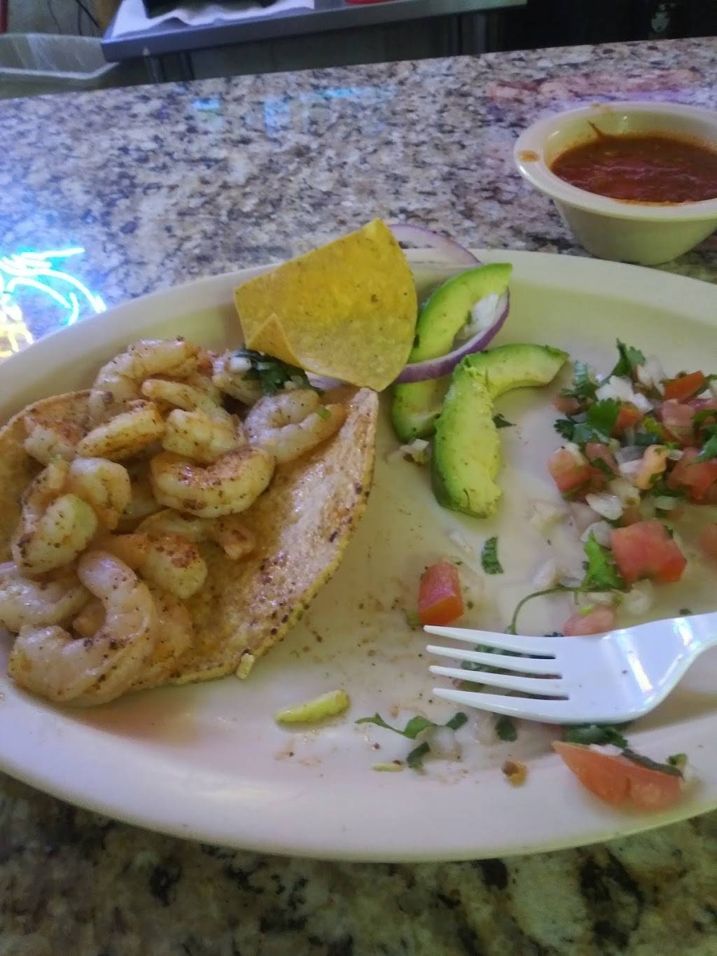 Mariscos 2000 | restaurant | 3068 Forest Ln ste 111, Dallas, TX 75234, USA | 9722432886 OR +1 972-243-2886