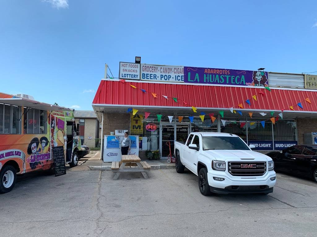La Huasteca | restaurant | 1621 N MacArthur Blvd, Oklahoma City, OK 73127, USA | 4055419009 OR +1 405-541-9009