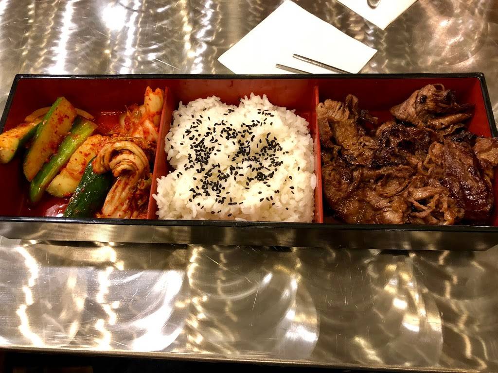 SoJu BBQ | meal takeaway | 36 S Ashland Ave, Chicago, IL 60607, USA | 3128775206 OR +1 312-877-5206