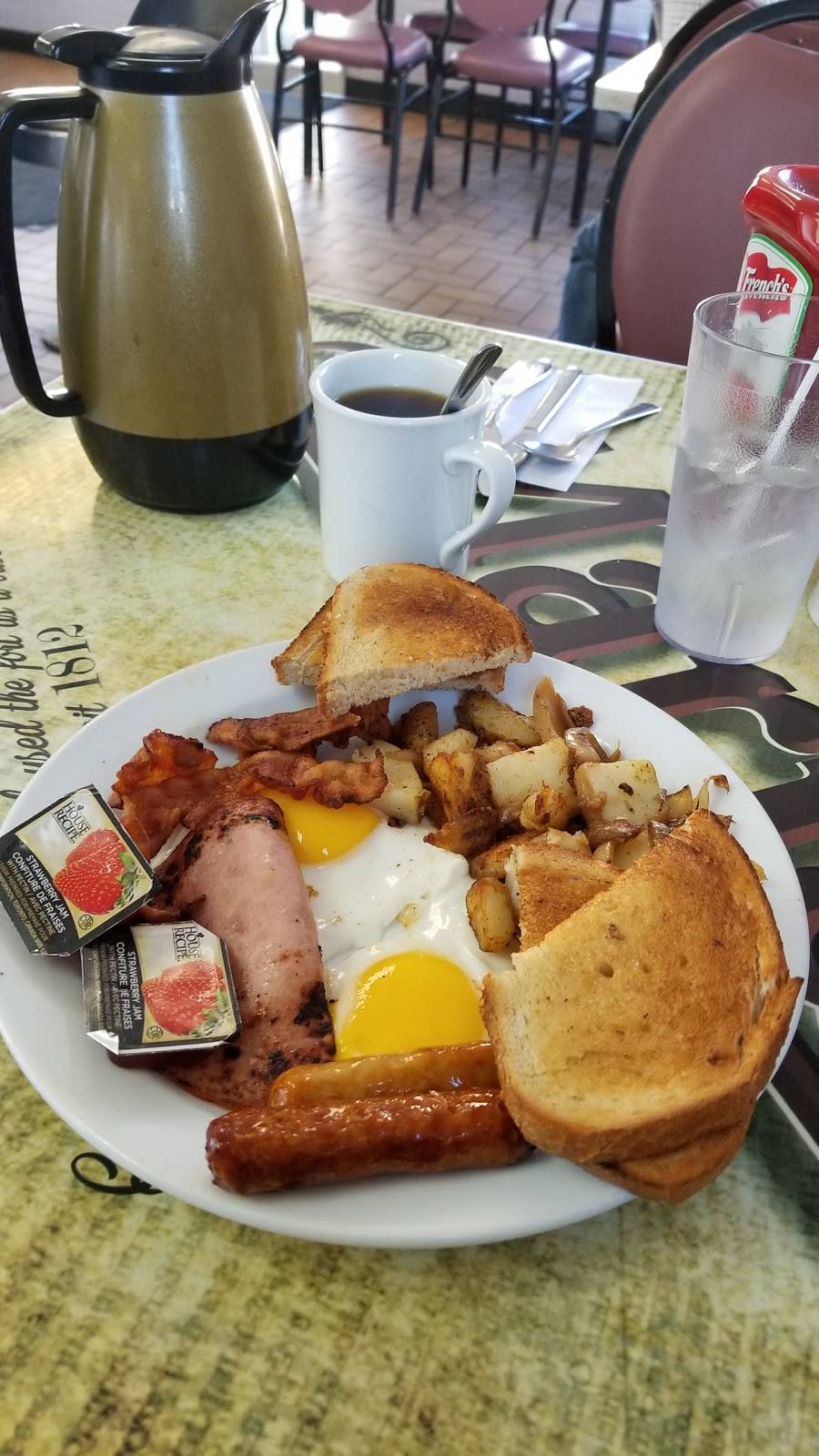 Marias Restaurant | meal takeaway | 131 Sandwich St S, Amherstburg, ON N9V 1Z9, Canada | 5197364000 OR +1 519-736-4000