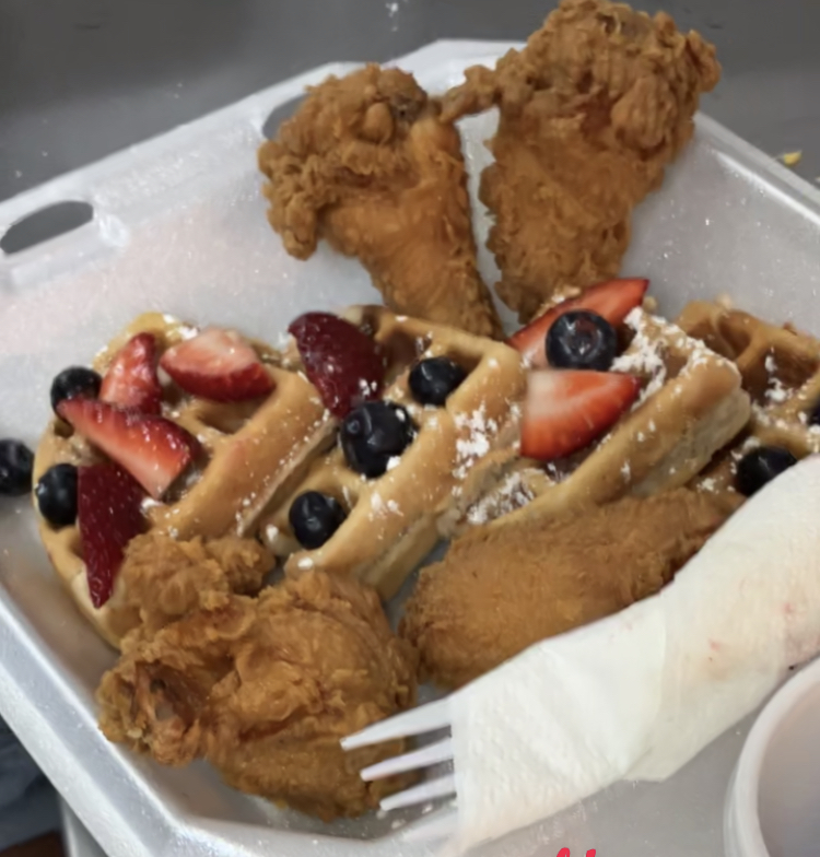 Golden Wingz | restaurant | 5513 W Park Ave, Houma, LA 70364, USA | 9857465297 OR +1 985-746-5297