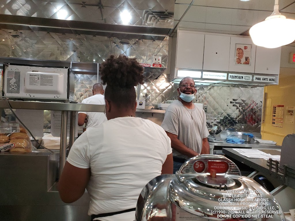 P.S. TWISTED FRIED CHICKEN & WAFFLES | restaurant | N Galleria Dr, Scotchtown, NY 10941, USA | 8456735961 OR +1 845-673-5961