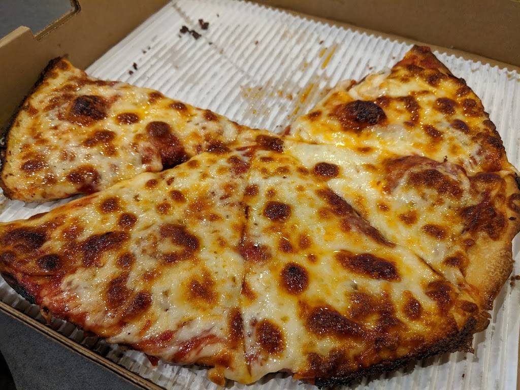 Original Ginos Pizza | restaurant | 3981 Monroe St, Toledo, OH 43606, USA | 4194723567 OR +1 419-472-3567