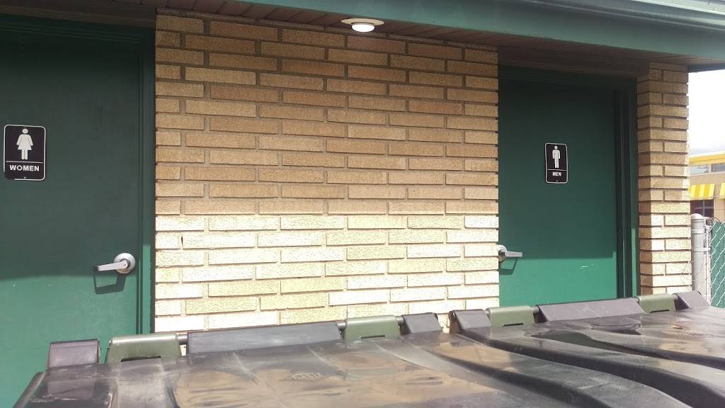 Subway | meal takeaway | 838 St Germain St E, St Cloud, MN 56301, USA | 3202527500 OR +1 320-252-7500