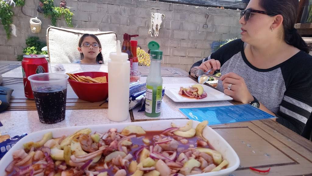 Elotes Del Puerto | restaurant | 22880, Del Puerto 2175, Hidalgo, 22880 Ensenada, B.C., Mexico | 1778329 OR +52 1778329