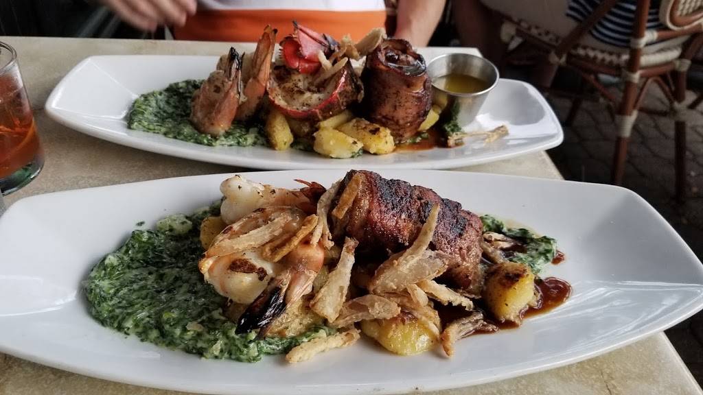 Maxs Oyster Bar | restaurant | 964 Farmington Ave, West Hartford, CT 06107, USA | 8602366299 OR +1 860-236-6299